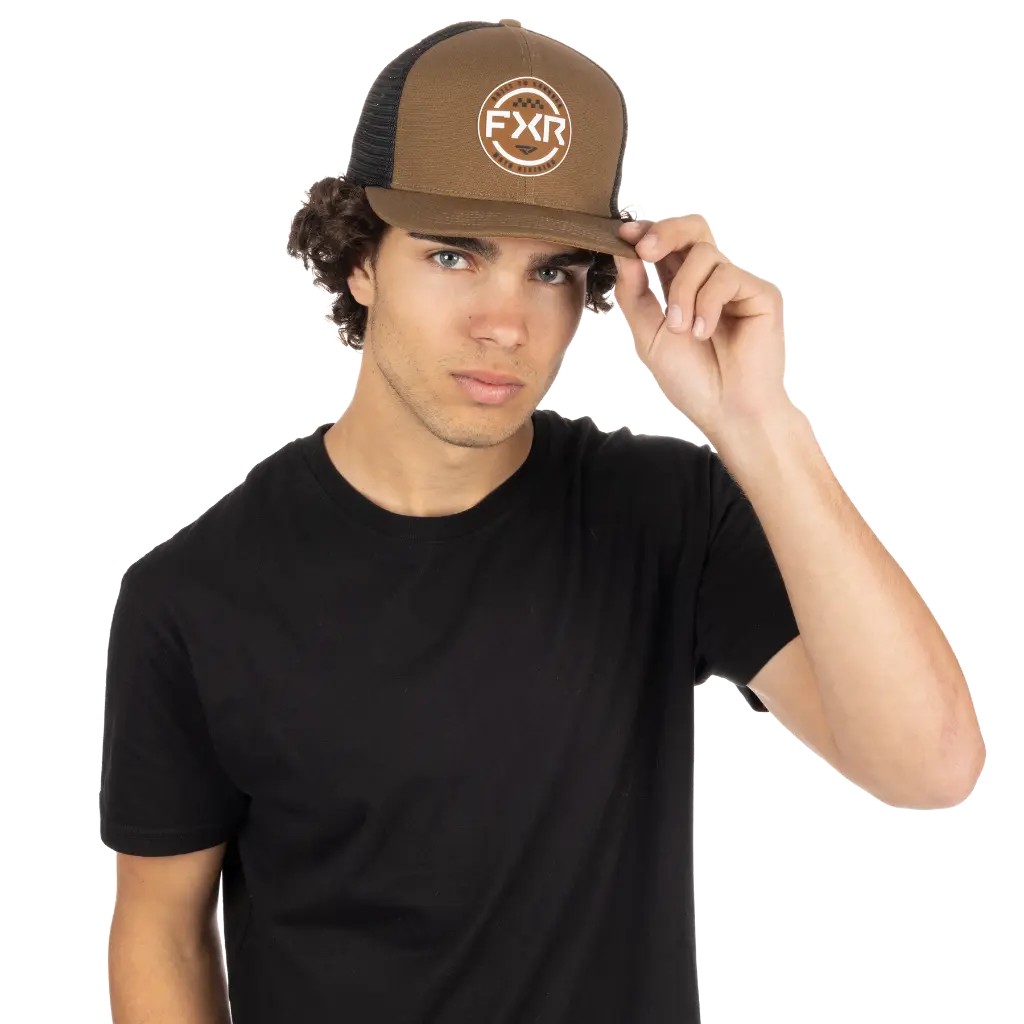 MOTO_Hat_U_CanvasCopper_251643-_1519_model.webp
